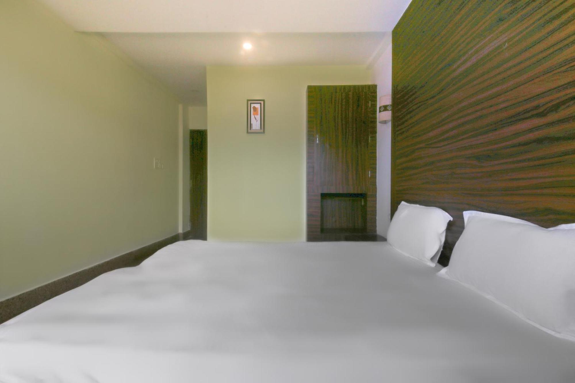 Hotel O Venkatesh Leela Hotel Ponda Buitenkant foto